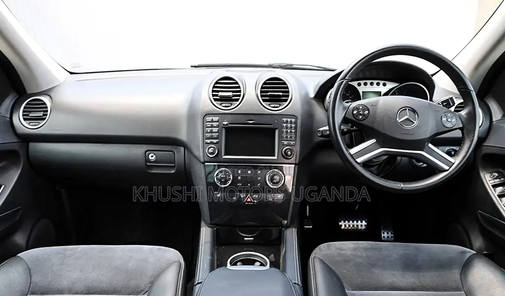 Mercedes-Benz M Class 2010 Pearl
