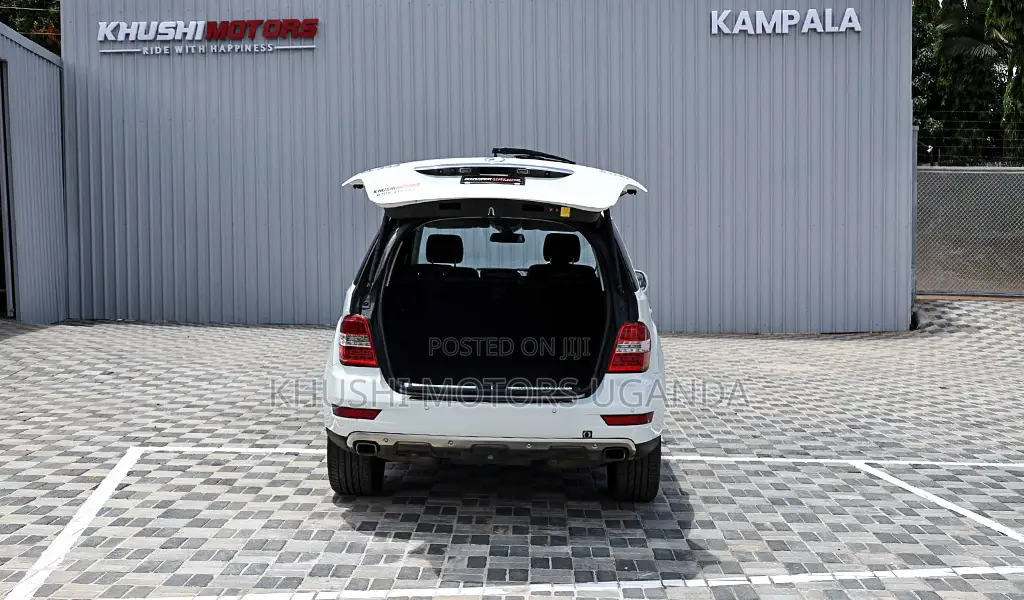 Mercedes-Benz M Class 2010 Pearl