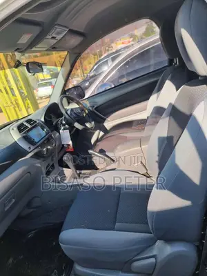 Toyota RAV4 Automatic 2003 White