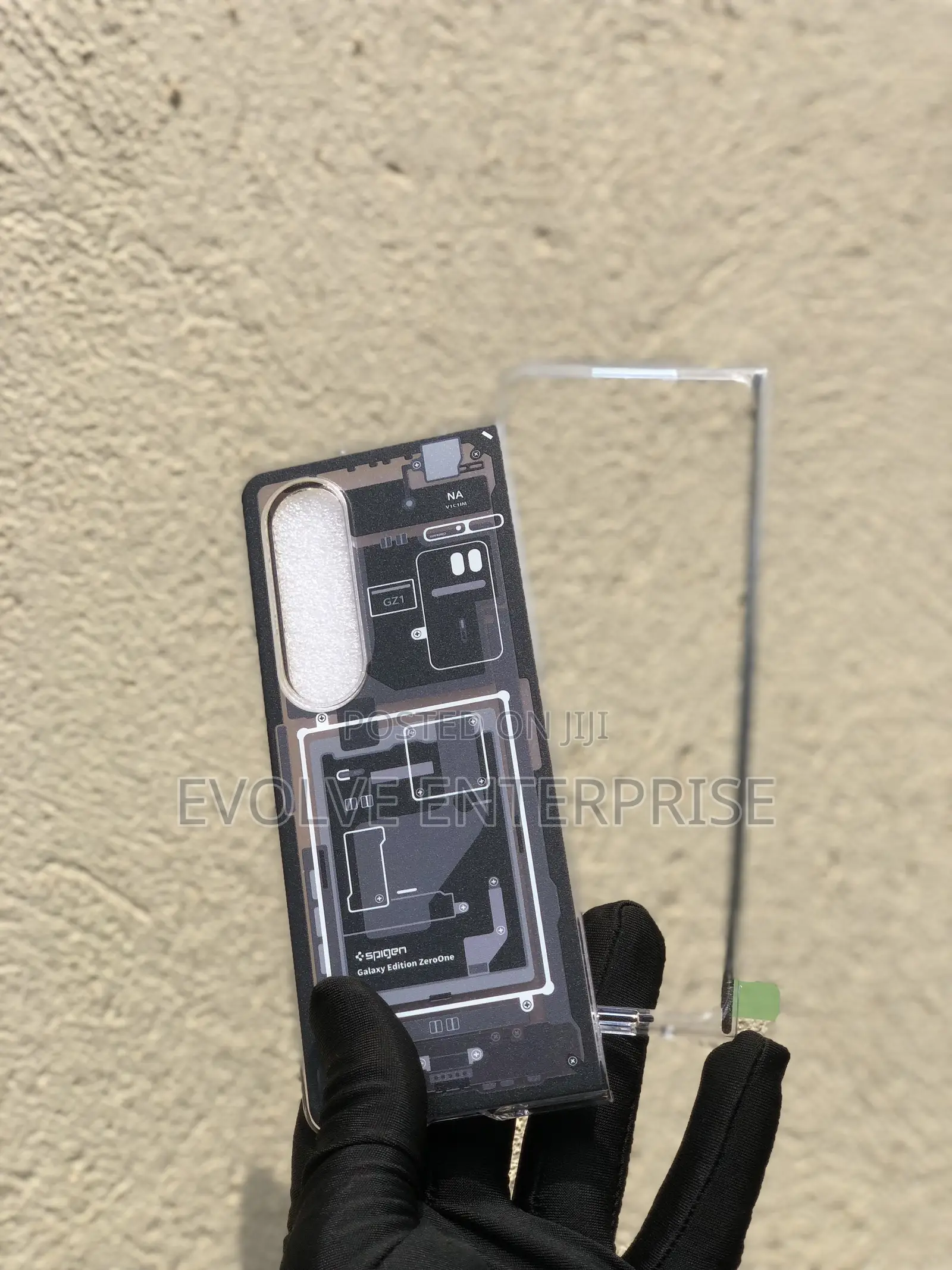 Spigen Samsung Galaxy Z Fold 4 Protective Phone Case