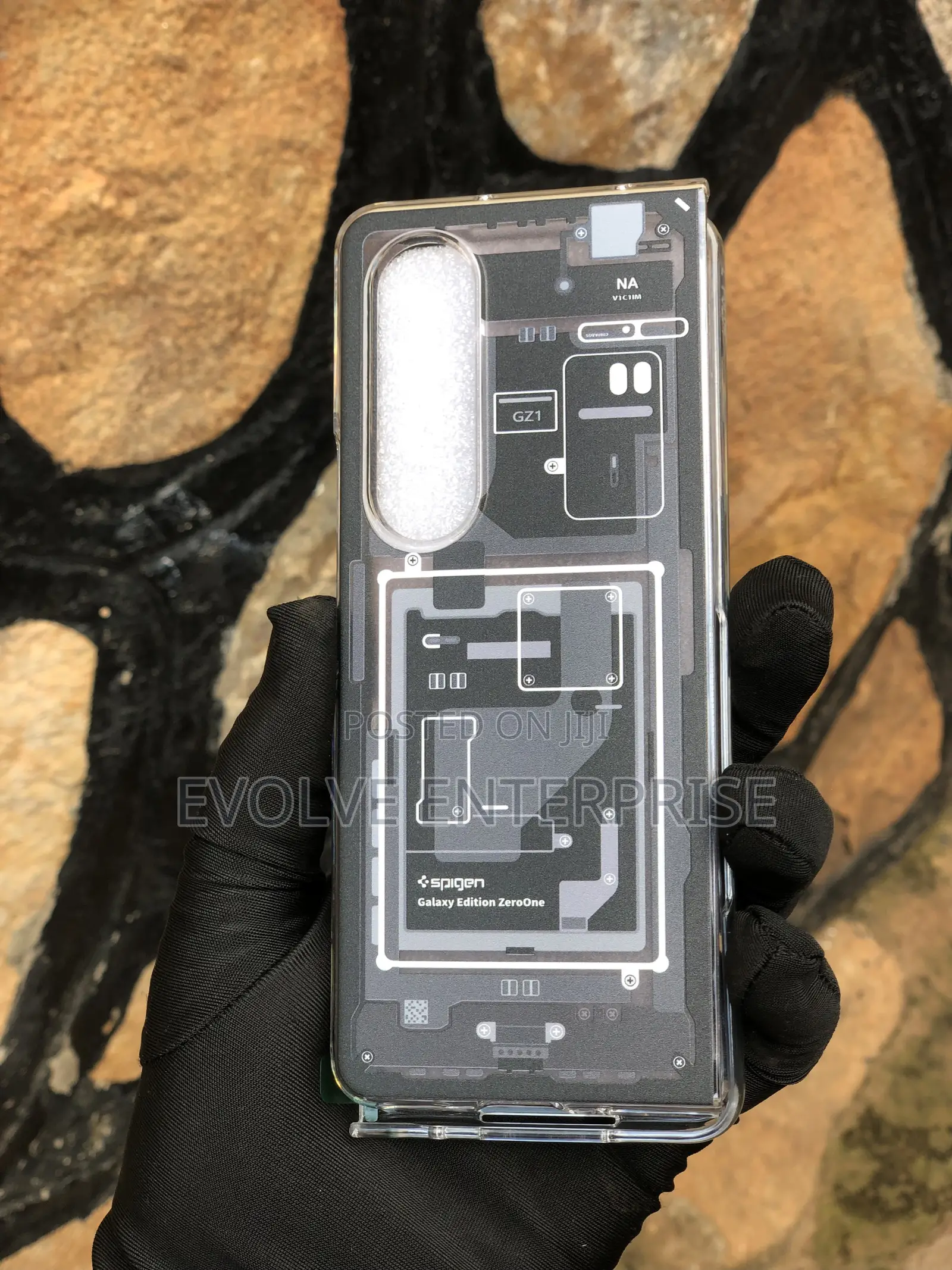 Spigen Samsung Galaxy Z Fold 4 Protective Phone Case