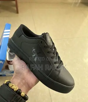 Original Black Calvin Klein Jeans Low Casual Sneakers