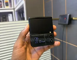 Samsung Galaxy Z Flip 3 128 GB Black