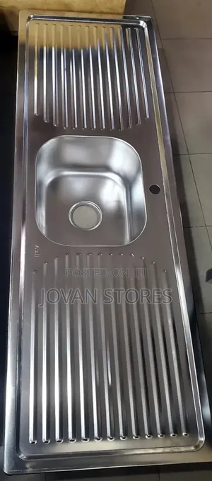 Kitchen Sink (60×45cm)