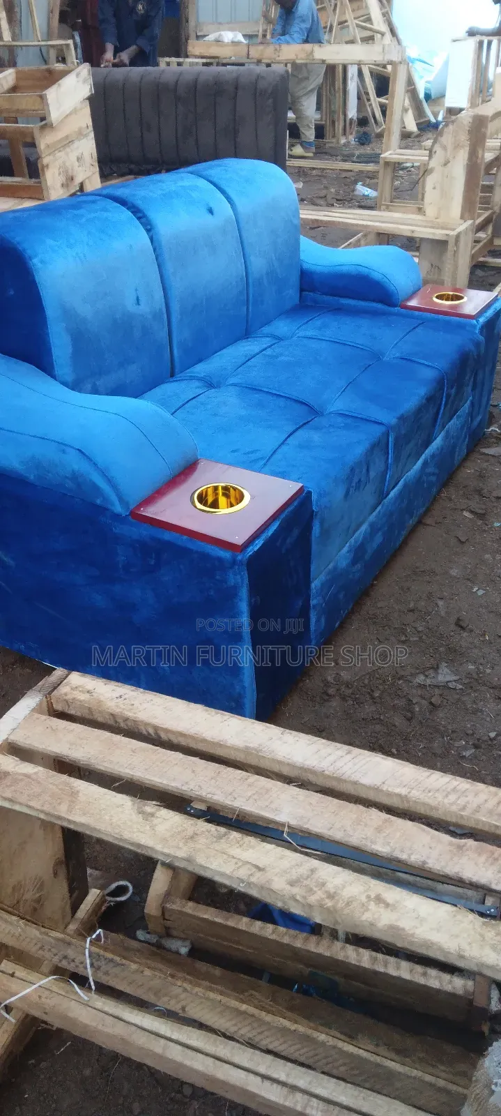 Sofa Set Available for Sale