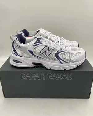 Original White/Navy New Balance 530 Running Sneakers
