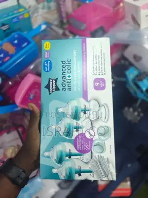 Tommee Tippee Advanced Anti-Colic Newborn Feeding Bottle Kit