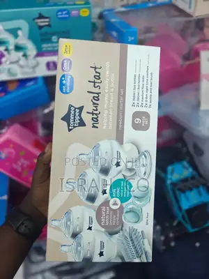 Tommee Tippee Natural Start Newborn Starter Set.