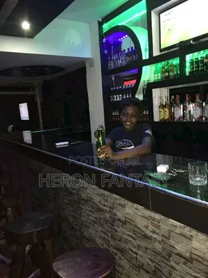 Female Bartenders Are Needed to Work in Nansana