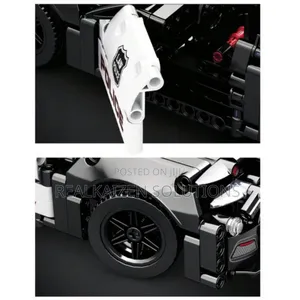 Racing Car Remote-Controlled Building Block Set 352pcs