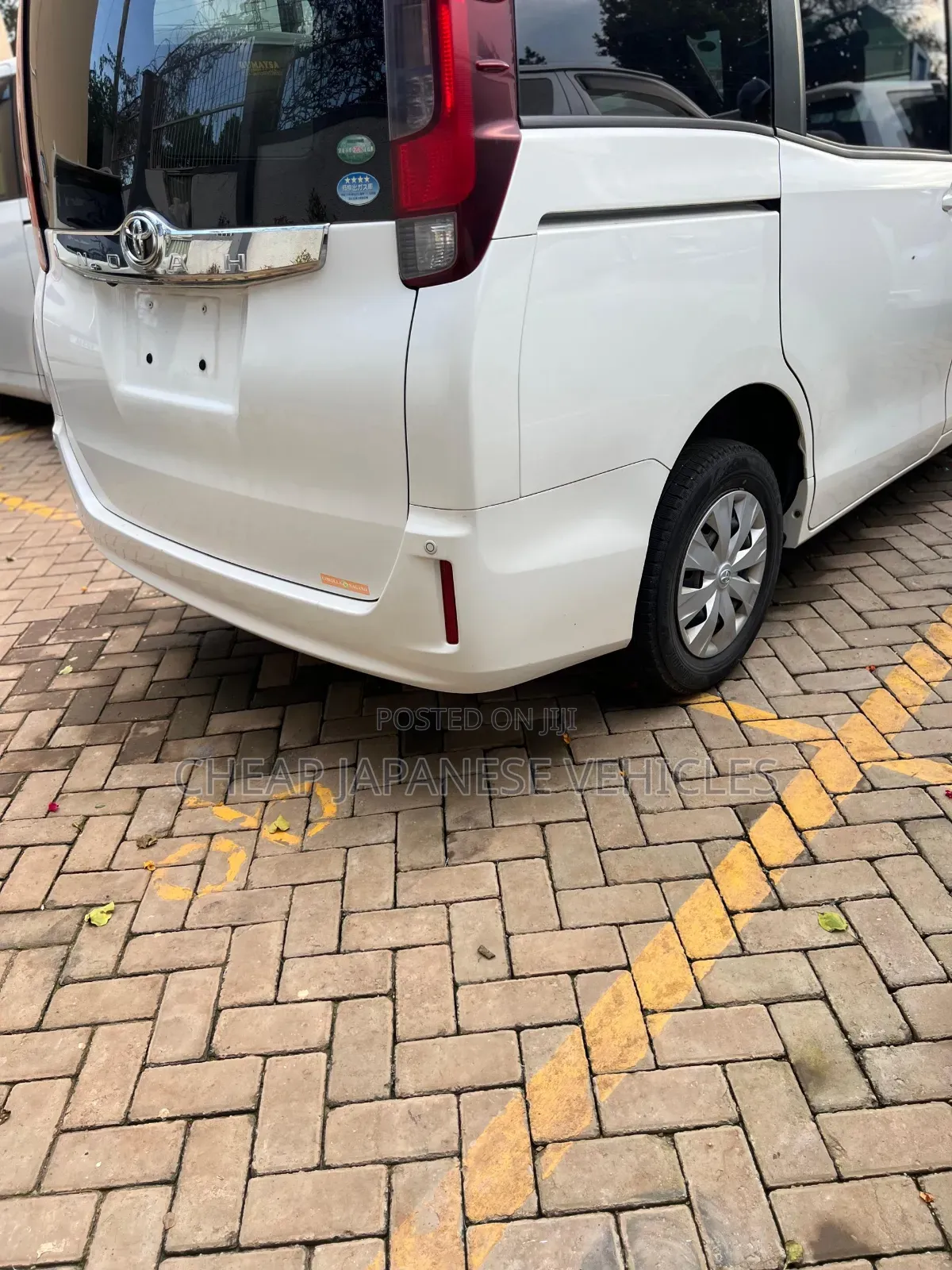 Toyota Noah 2016 Pearl