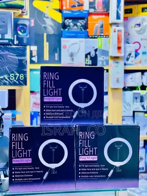 Ring Fill Light" by Prolight or Nitecore