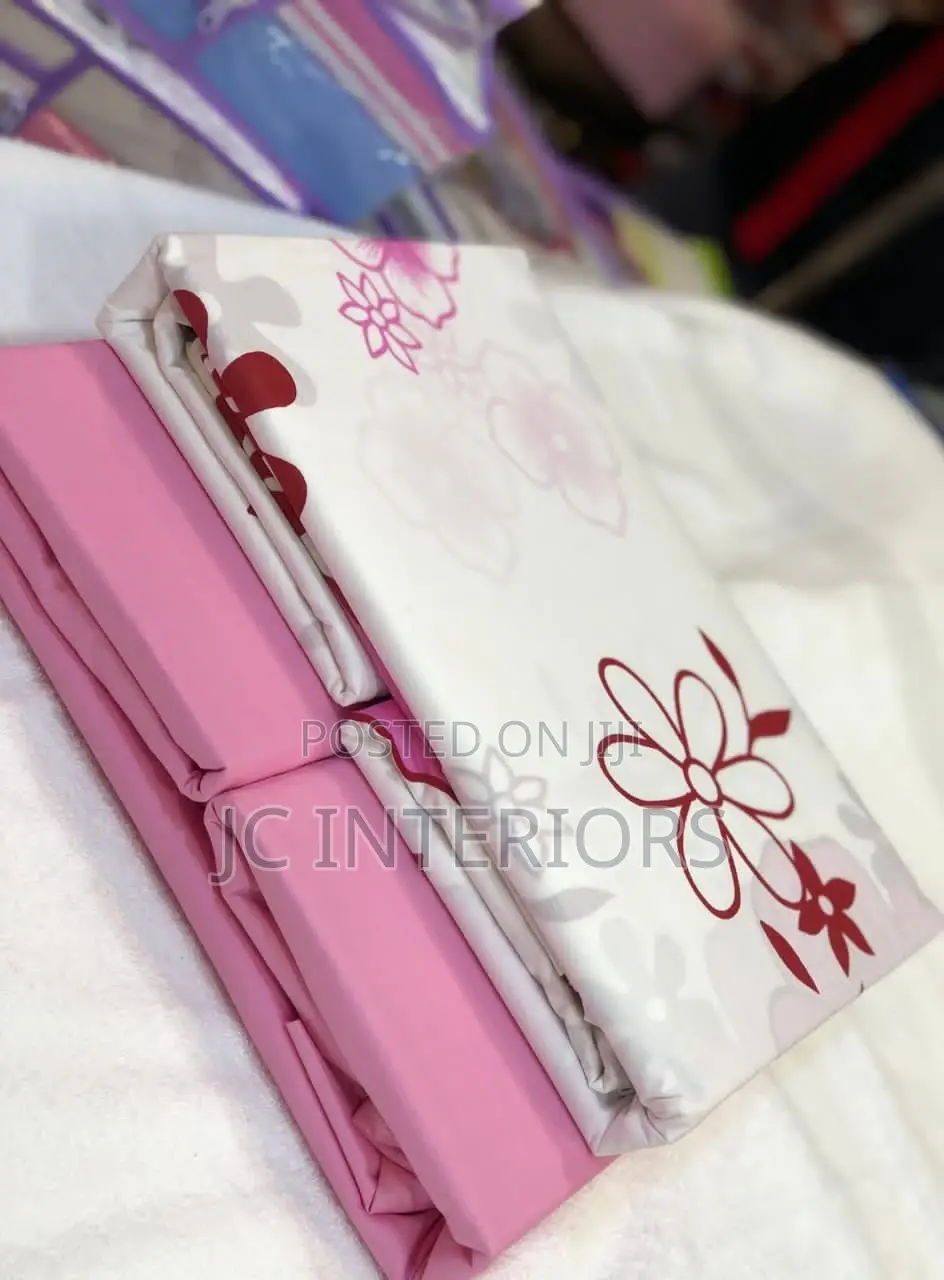 Cotton 6x6 Bed Sheets With 4 Pillow Cases