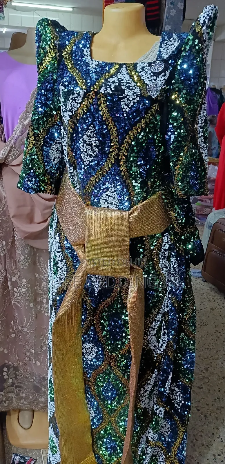 Ready Designer Changing Gomesi