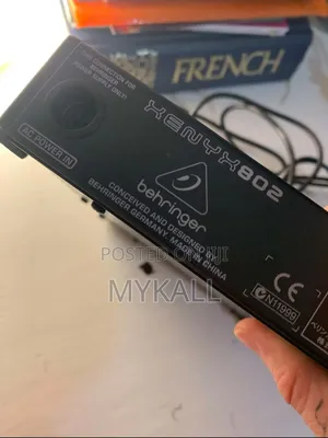 Behringer Mixer Xenty 802