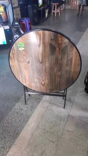 Foldable Round Tables