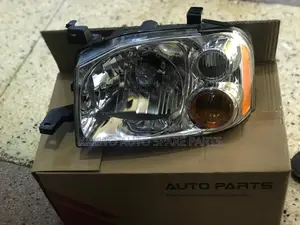 Headlamps Nissan Hardbody