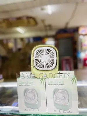 Desk Fan Strong Air Quiet Operation 3 Speed Mini Table