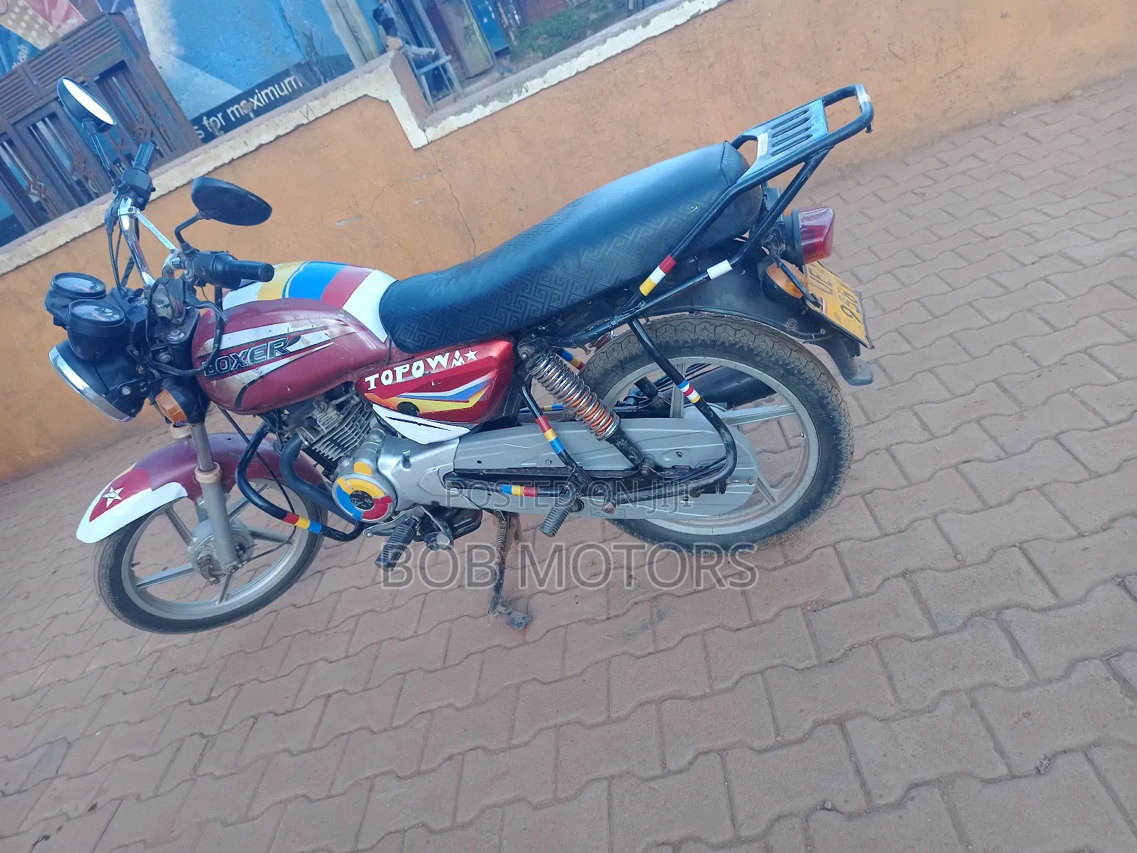 Bajaj Boxer 150 UG 2021 Red