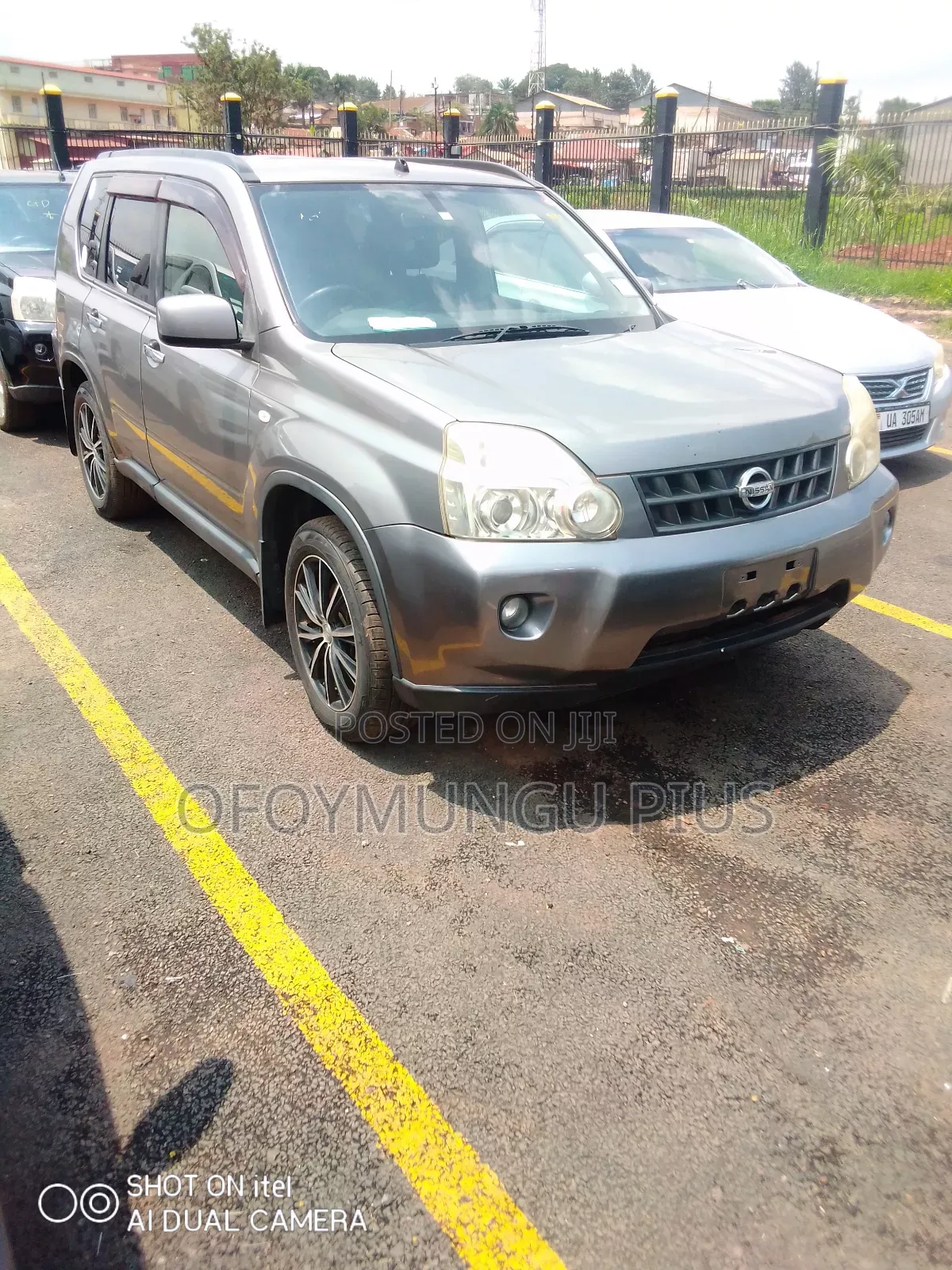 Nissan X-Trail 2011 Gray