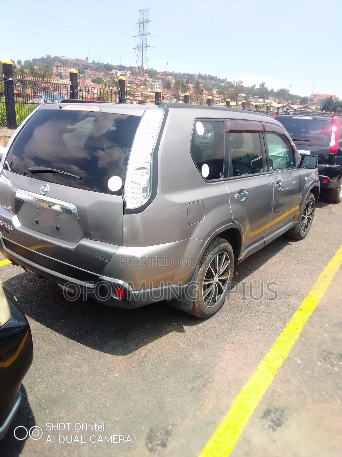 Nissan X-Trail 2011 Gray