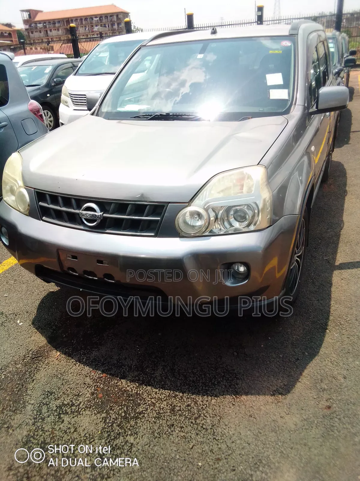Nissan X-Trail 2011 Gray