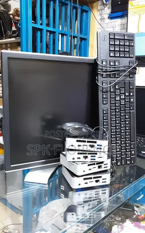 Desktop Computer 2GB Intel SSD 128GB