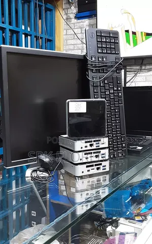 Desktop Computer 2GB Intel SSD 128GB