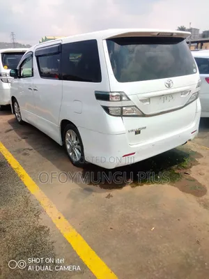 Toyota Vellfire 2011 White