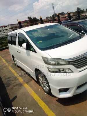 Toyota Vellfire 2011 White