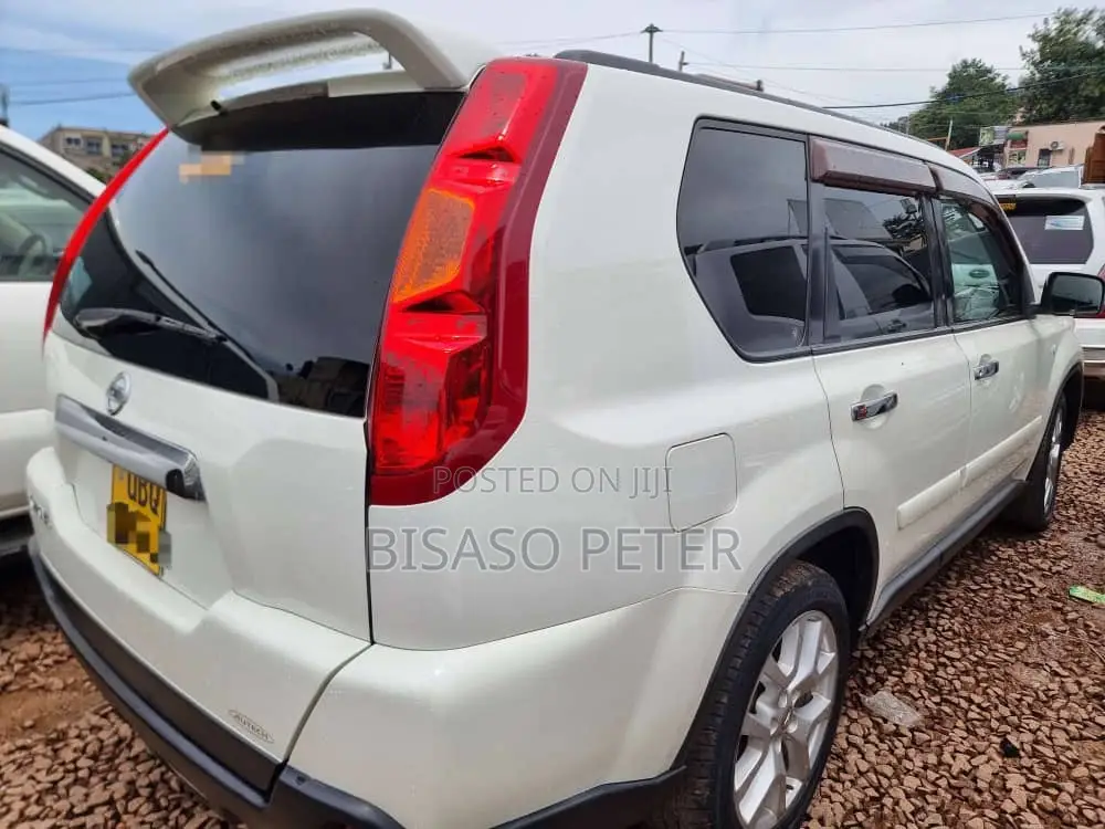 Nissan X-Trail 2009 White