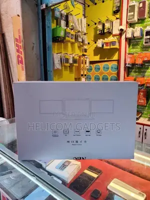 Portable Tri Screen Monitor / Triple Monitor Stand