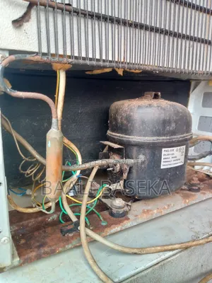 Quick Response Fridge Repairing Team