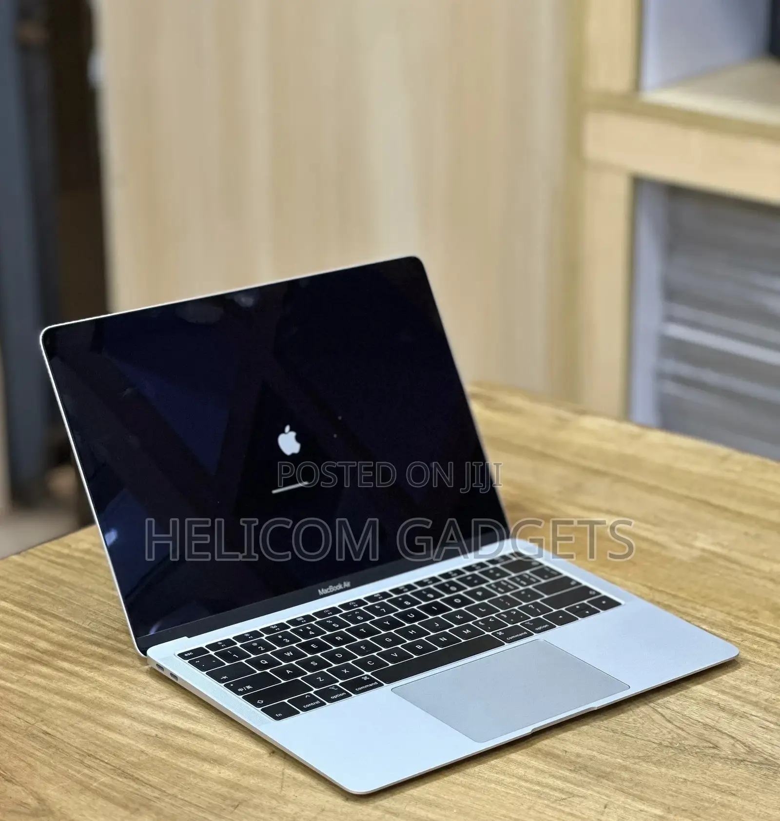 Laptop Apple MacBook Air 2019 8GB Intel Core I5 SSD 256GB