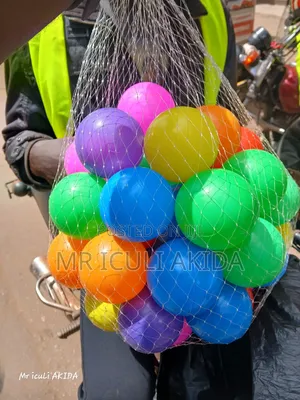 50pcs Kids Playing Plastic Balls