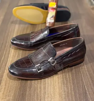 Classic Double Buckle Mat Design Leather Loafers in Stock