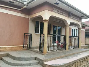 4bdrm House in Butenga, Kira for sale