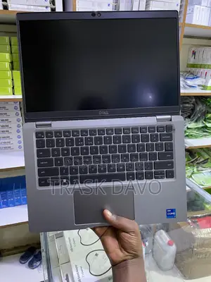 Laptop Dell Latitude 5330 16GB Intel Core I7 SSD 512GB