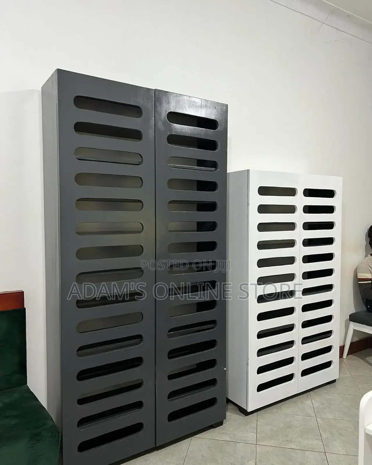 Black Shoe Rack