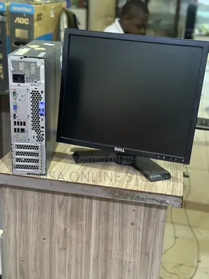 Desktop Computer Lenovo 8GB Intel Core I5 HDD 256GB