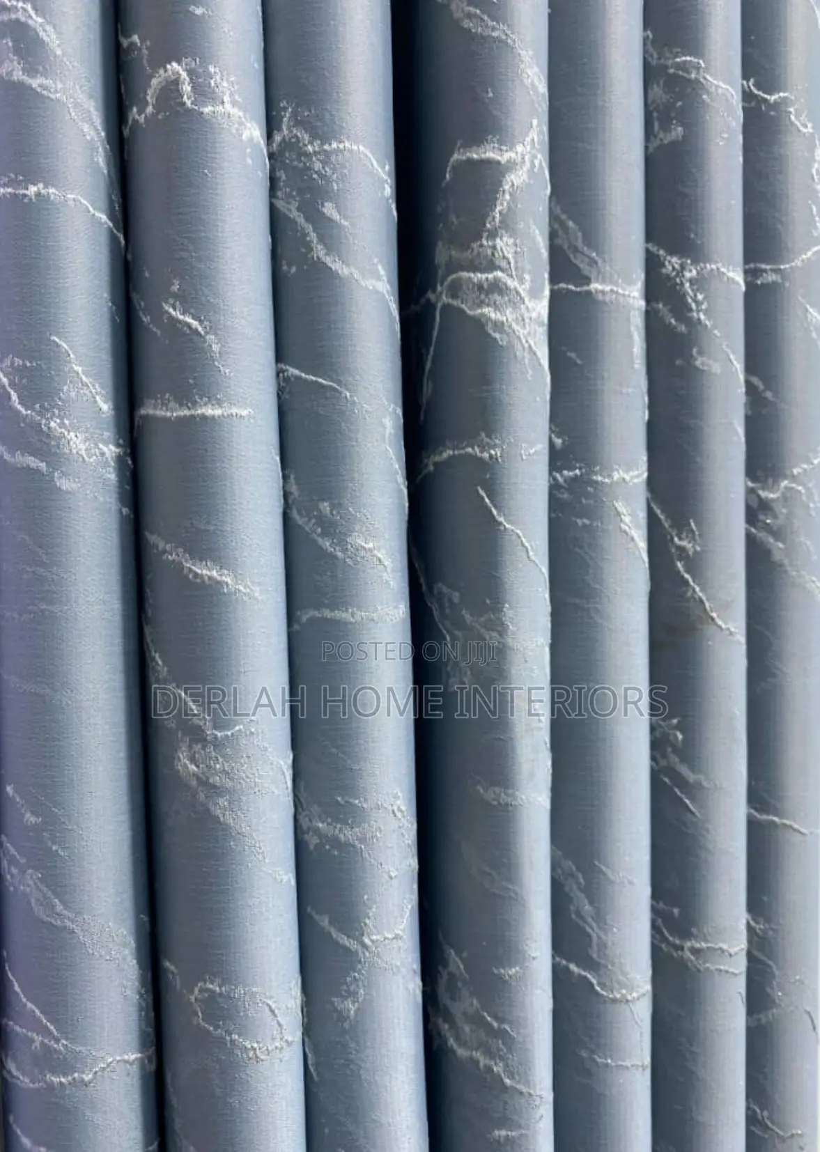 Uae /Curtains