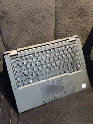 Laptop Dell Latitude 7390 8GB Intel Core I5 SSD 256GB