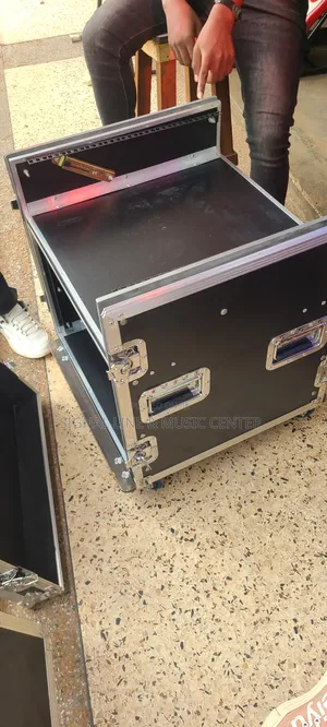 Rack Case Double Layer 8u Size/ Flight Case/ Dj Box
