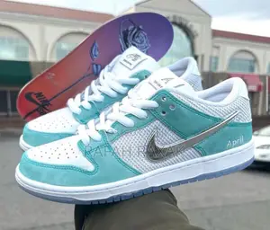 Original Nike Sb Dunk Low Pro X April “Blue” Sneakers