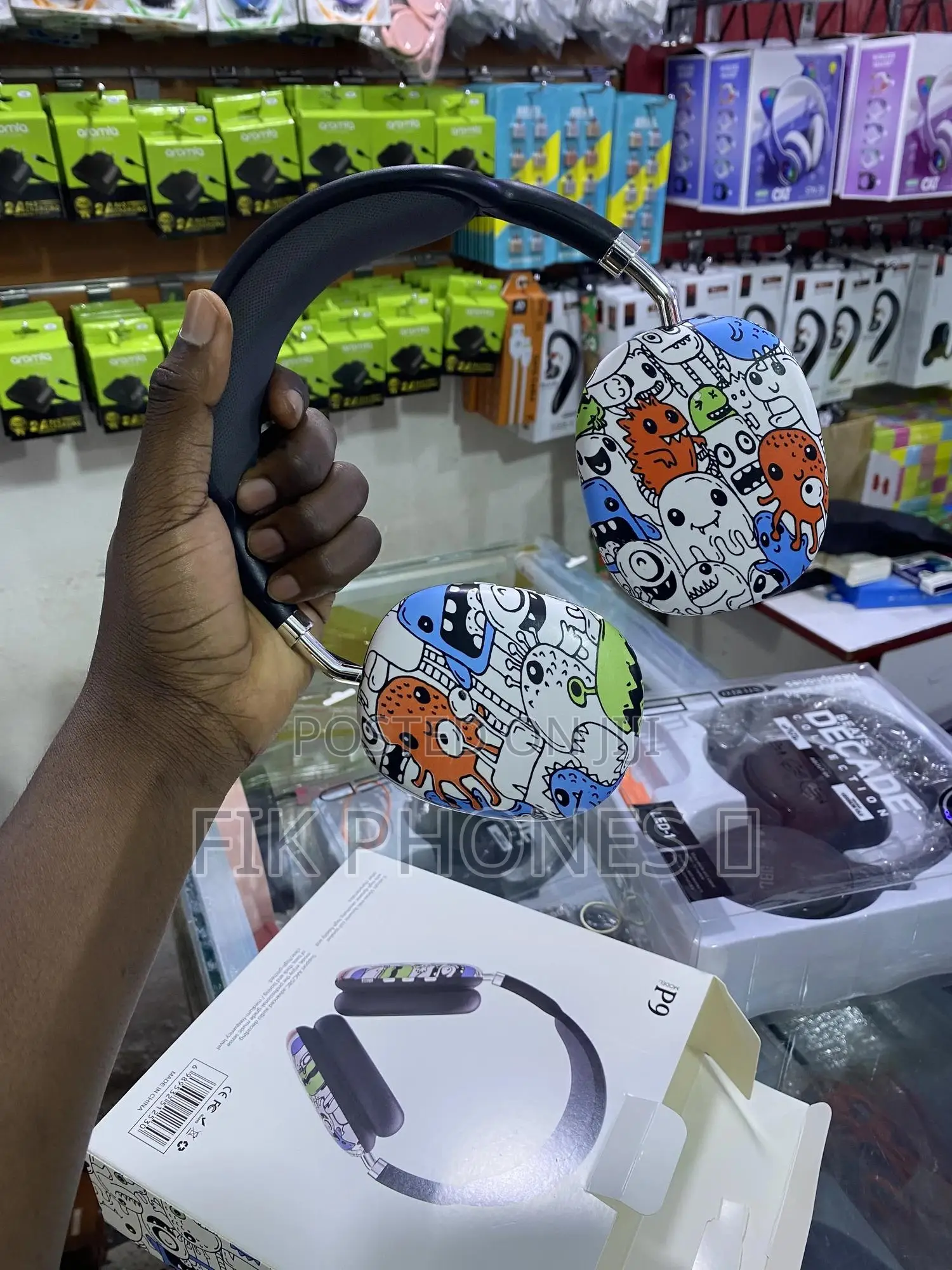 Headphones P9