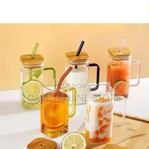 Glass Cup With Lid and Straw