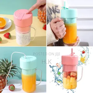 Portable, Electric Straw Juicing Cup With a 500ml Capacity.