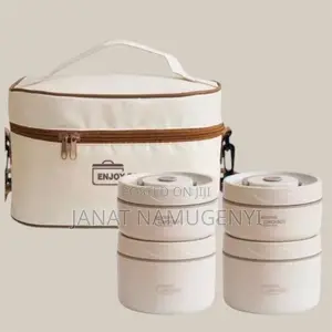 Cream Lunch 4 Piece Lunch Box With a Bag