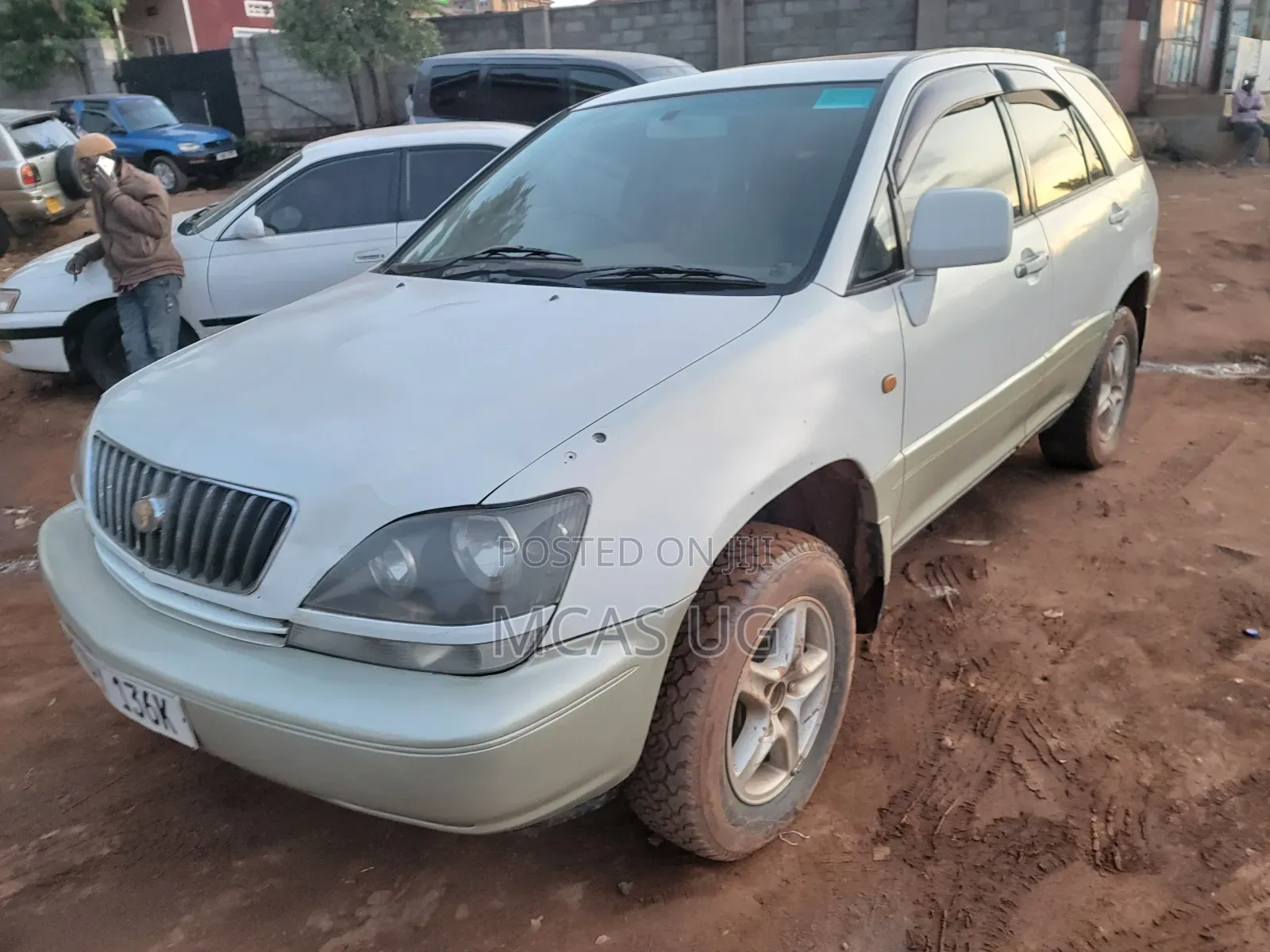 Toyota Harrier 2001 White
