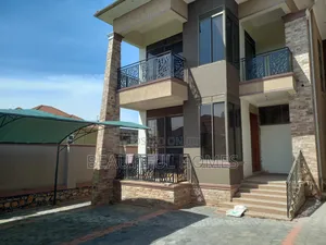 Furnished 4bdrm Duplex in Kira Mamerito Road for sale